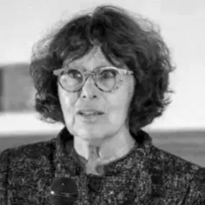 Ana Célia Castro – Diretora do CBAE-UFRJ